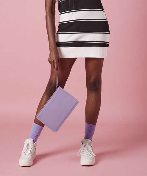 Boutique accessory pouch