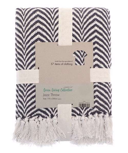 Recycled mixed-fabric throw